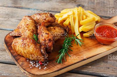 French Fries With Peppered Chicken Wings
